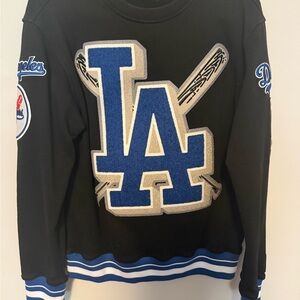 LA Graphic Crewneck Sweatshirt - Black & Blue